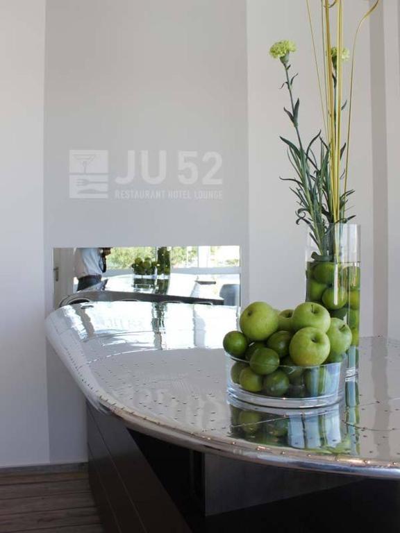 ارنسبرغ Ju52 Restaurant Hotel Lounge المظهر الخارجي الصورة